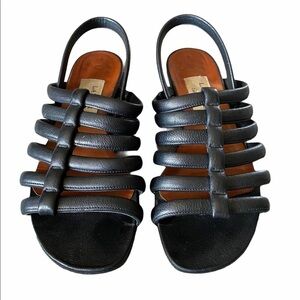 Authentic Lanvin Été 2009 Black Leather Strappy Sandals – Size 37.5